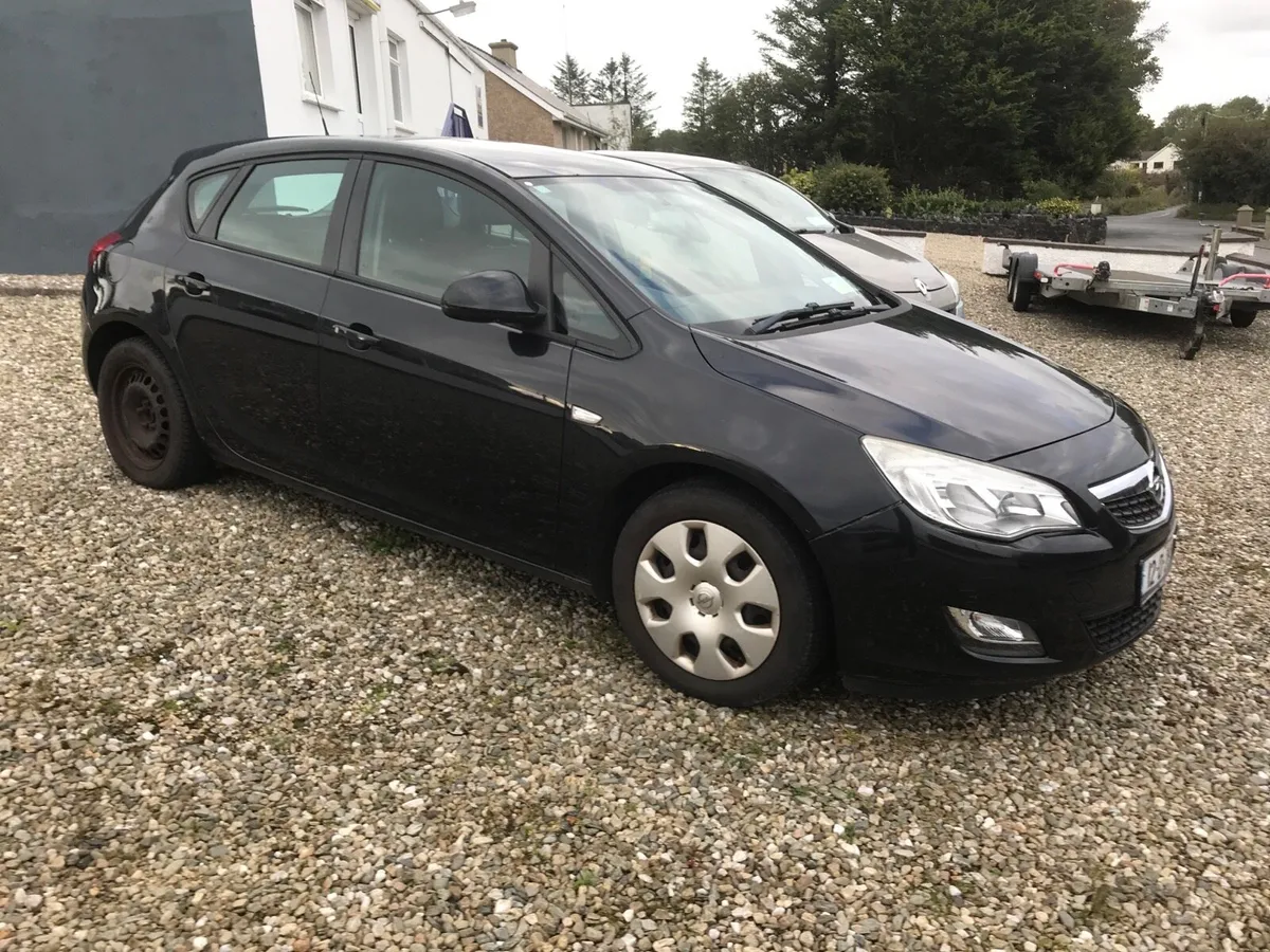 Opel Astra - Image 2