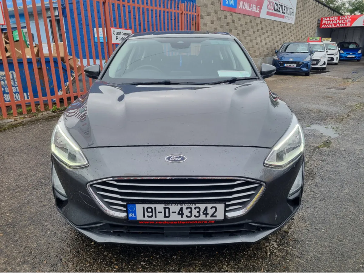 Ford Focus ZETEC 1.5 TDCI 6SPD 4DR (NCT 05/27) - Image 2