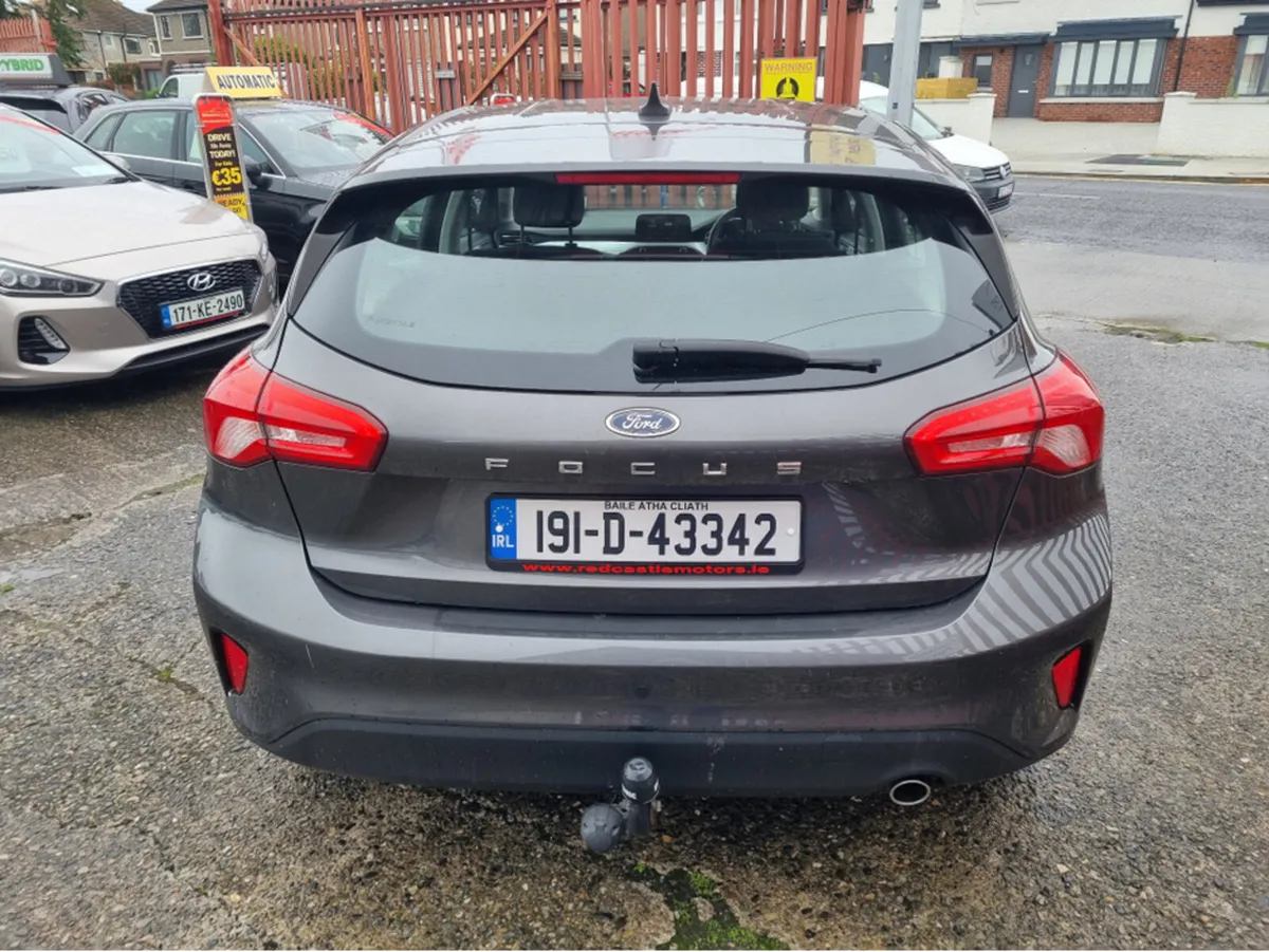 Ford Focus ZETEC 1.5 TDCI 6SPD 4DR (NCT 05/27) - Image 4