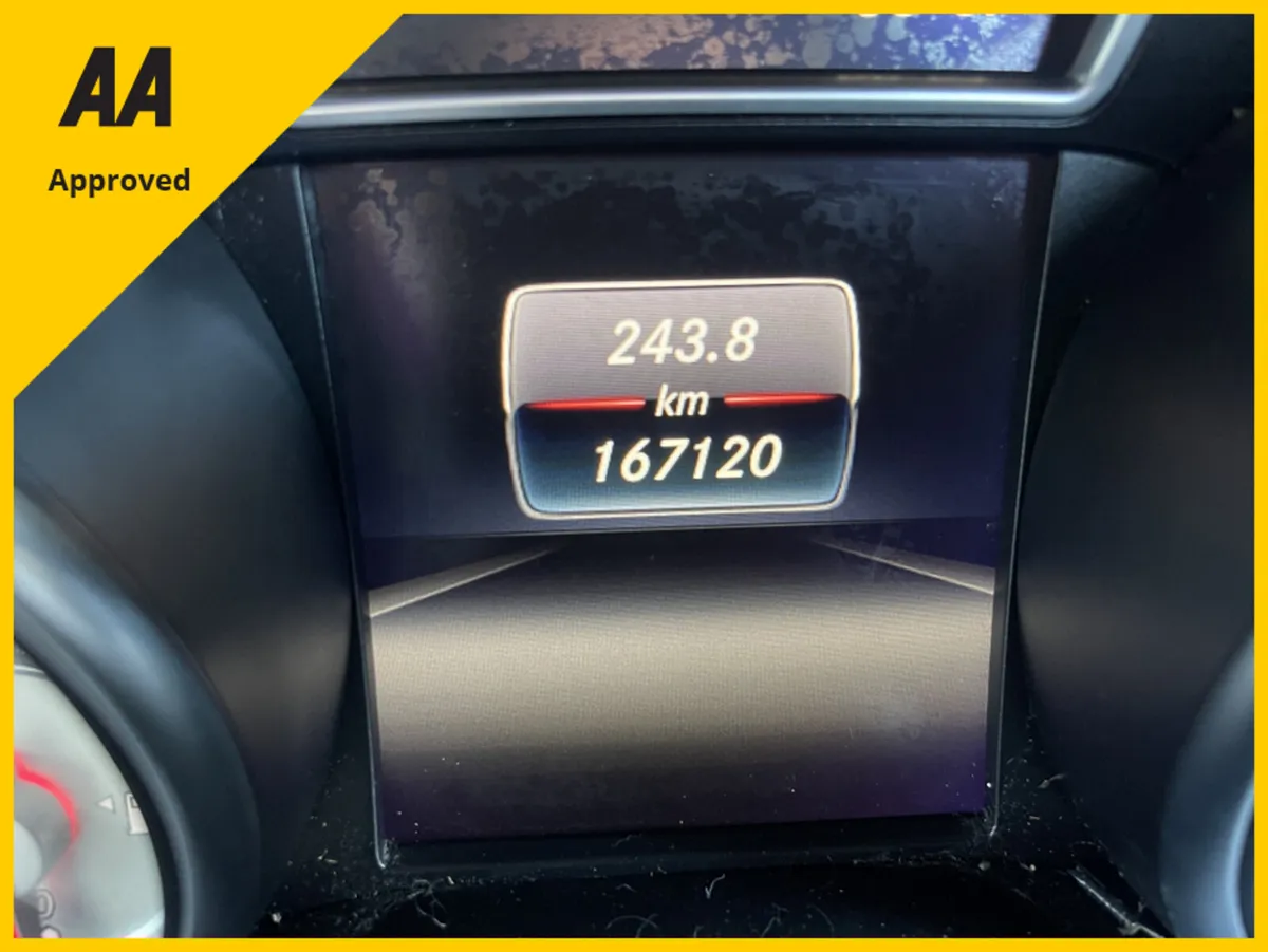 Mercedes-Benz CLA 180 D URBAN FREE DELIVERY - Image 3