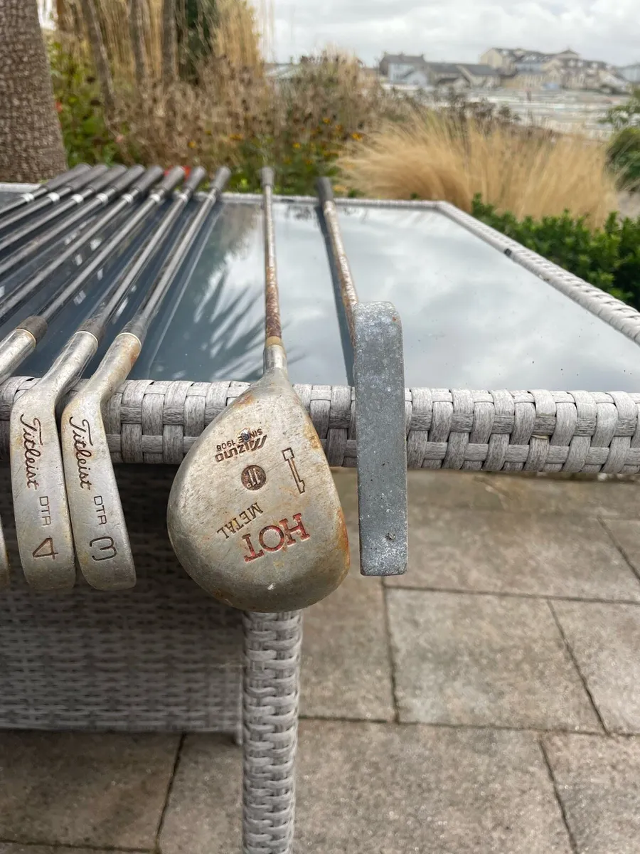 Left hand graphite Titleist golf clubs - Image 3