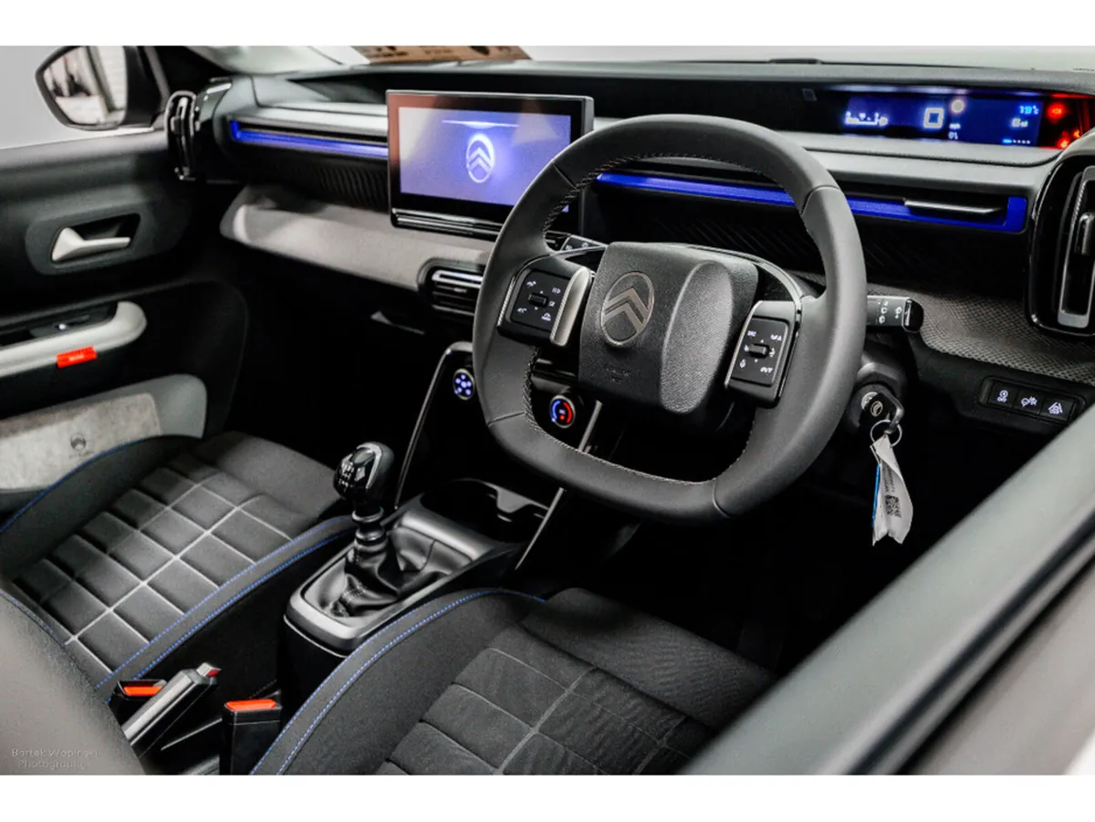 Citroen C3 Plus 1.2 Petrol Manual 100HP Two Tone - Image 2