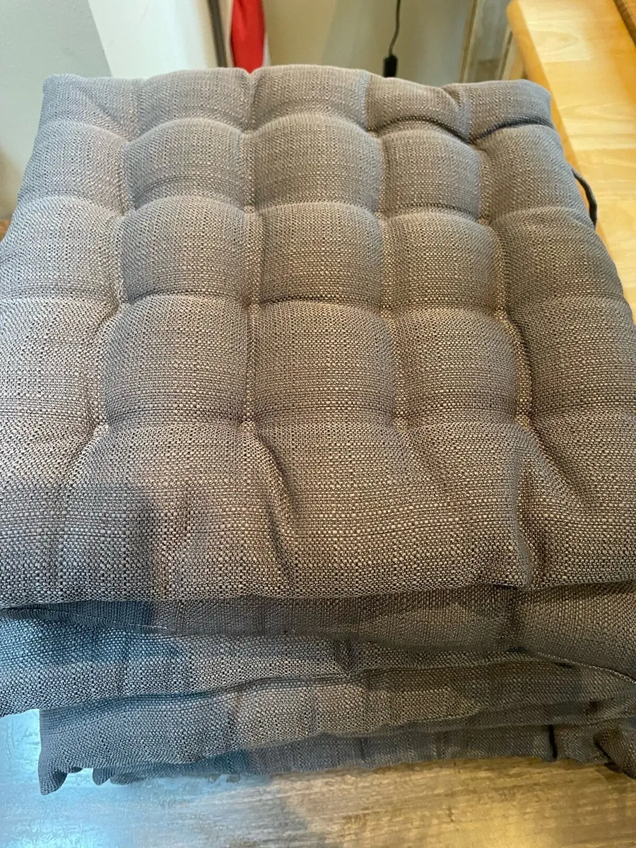 As New - 4 x Modern Quality Grey Thick Cushions - Image 2