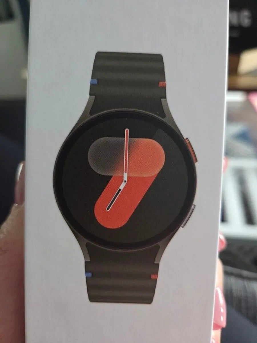 Samsung Galaxy Watch 7 - Image 4
