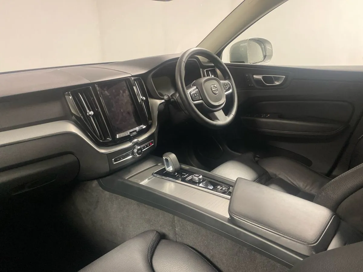 Volvo XC60 T6 Recharge Phev 350hp AT8 Plus Bright - Image 3