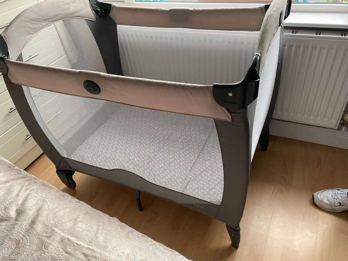 Baby Equipment - Image 4