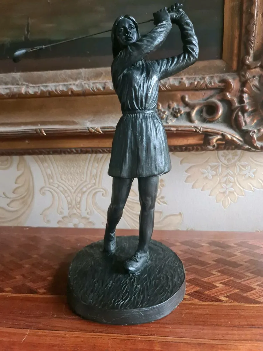 Limited edition Jeanne Rynhart sculpture - Image 1