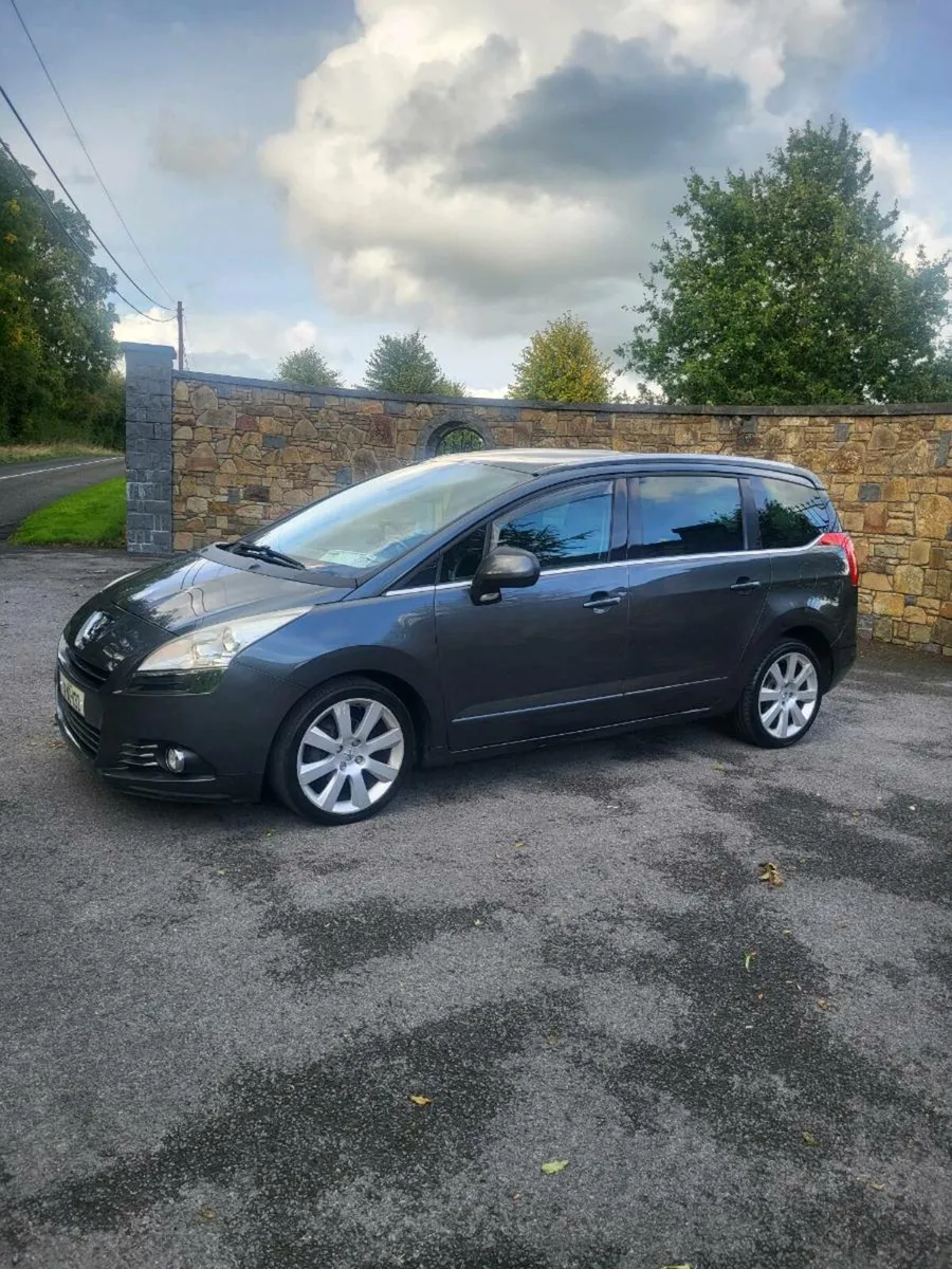 PEUGEOT 5008 AUTOMATIC 7 SEATER DSL NEW NCT 05/26 - Image 3
