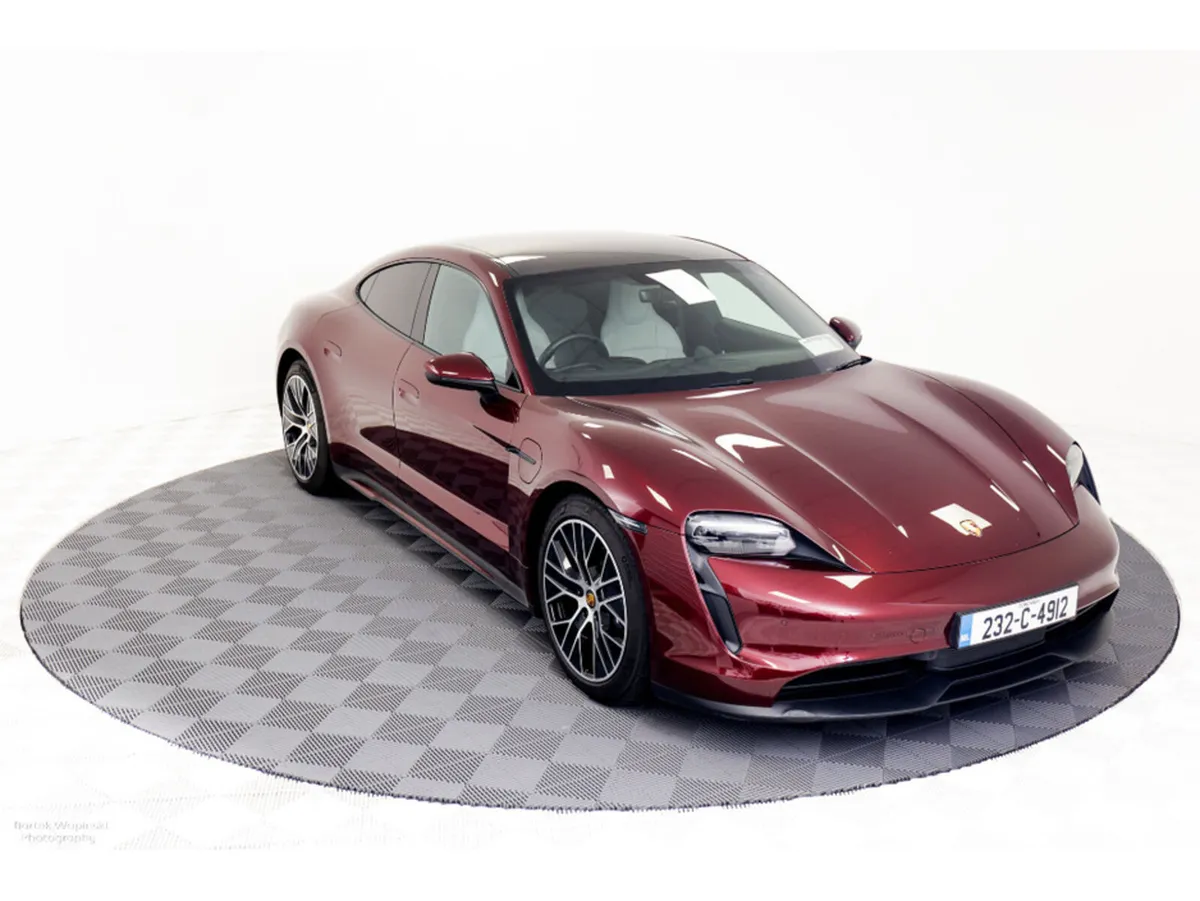 Porsche Taycan *Nice Colour Combo* 79.2 kWh 400HP - Image 1