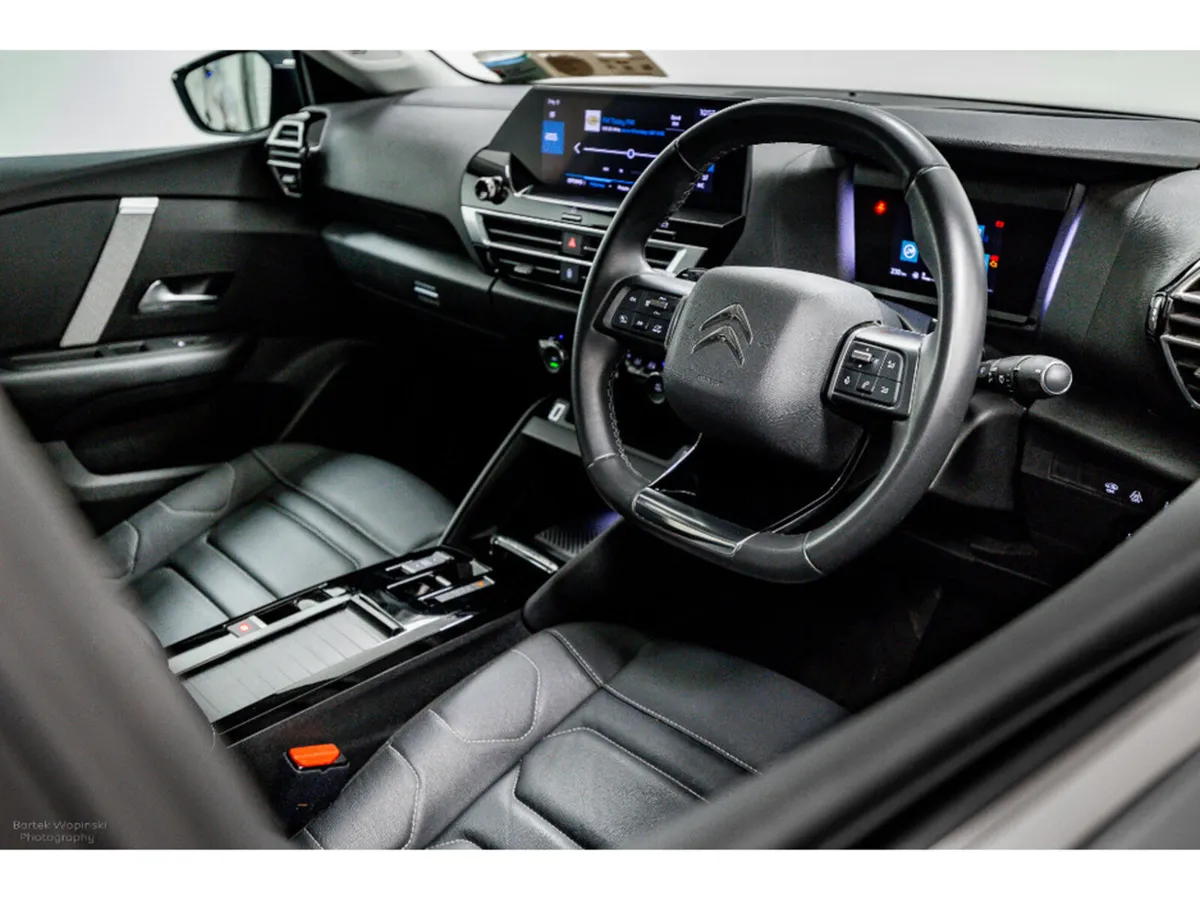 Citroen C4 Flair Pack 1.5 Diesel Auto 130HP - Image 2