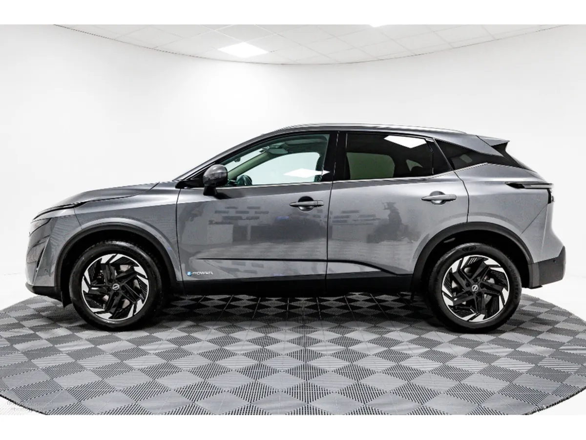 Nissan Qashqai ePower SV Premium 1.5 Hybrid 190HP - Image 3