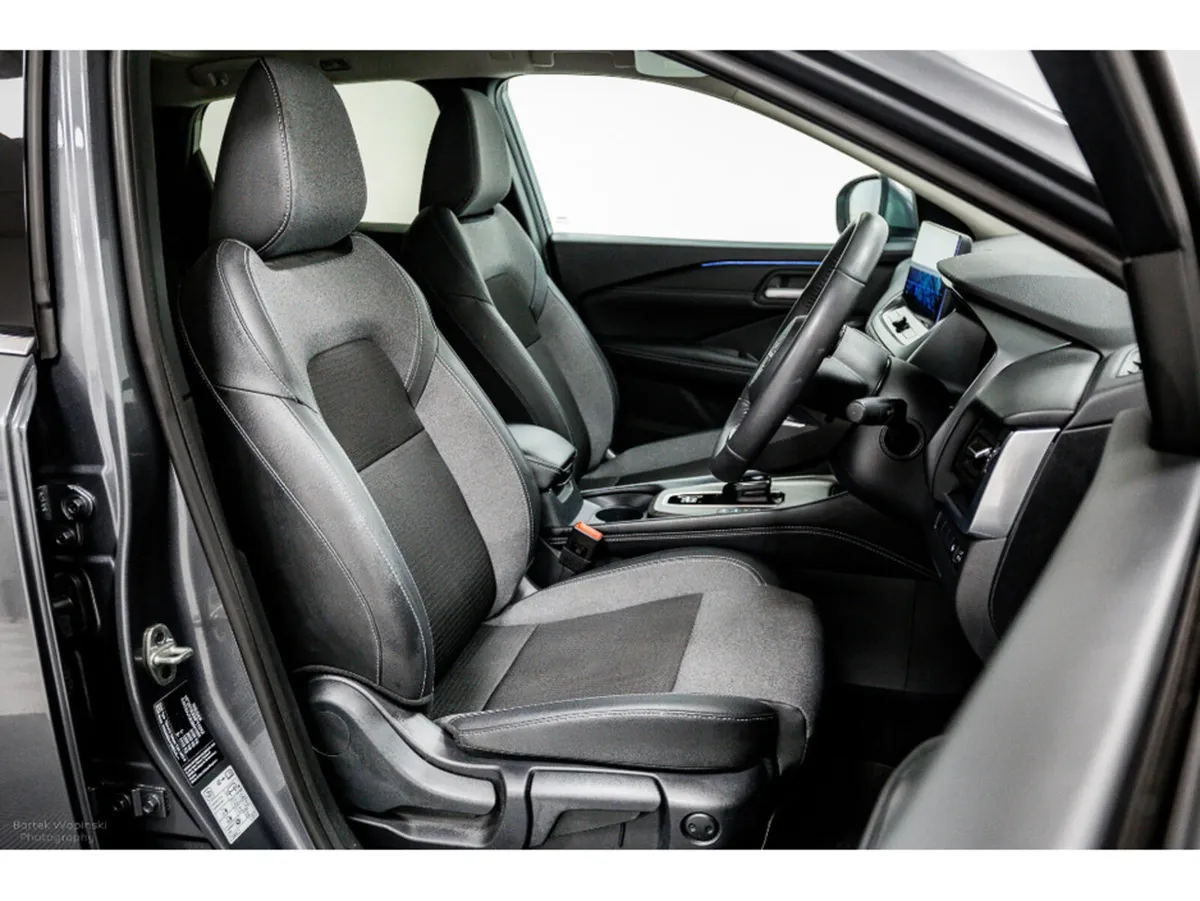 Nissan Qashqai ePower SV Premium 1.5 Hybrid 190HP - Image 3