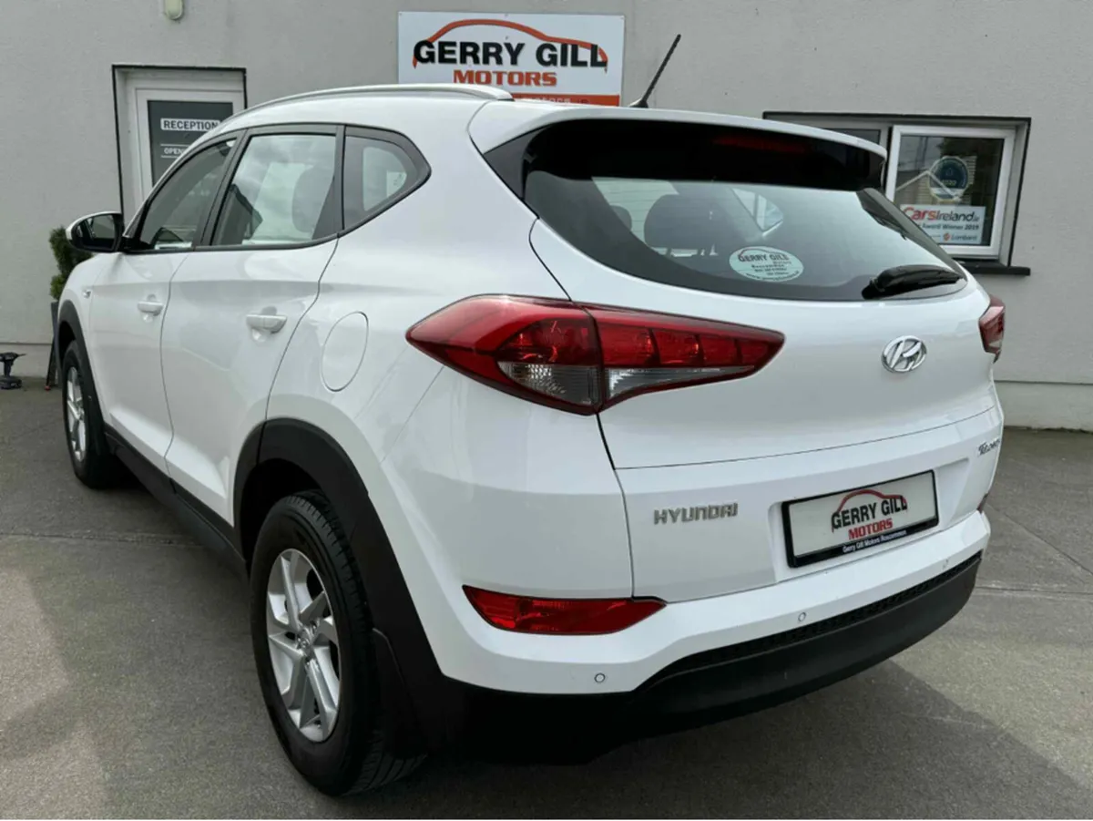 Hyundai Tucson 1.7 COMFORT 5DR - Image 4