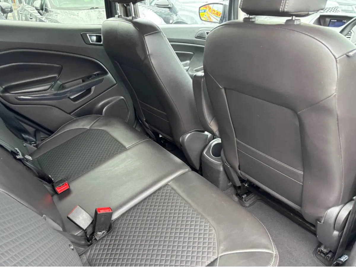 Ford EcoSport TITANIUM 1.5 TDCI 95PS M5 4DR - Image 4