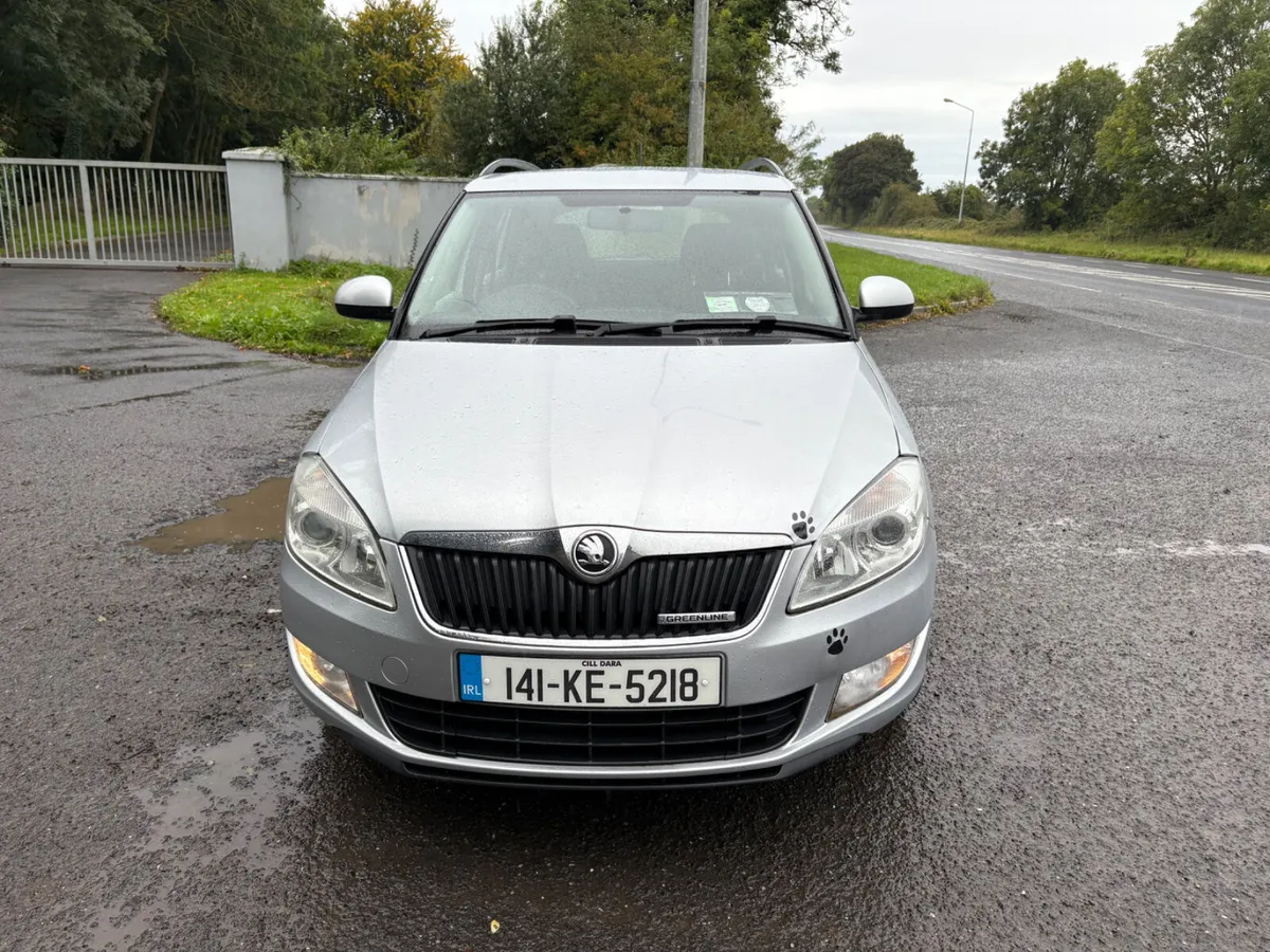 Skoda Fabia 1.2 Diesel Estate!!!Low Miles-Like new - Image 2
