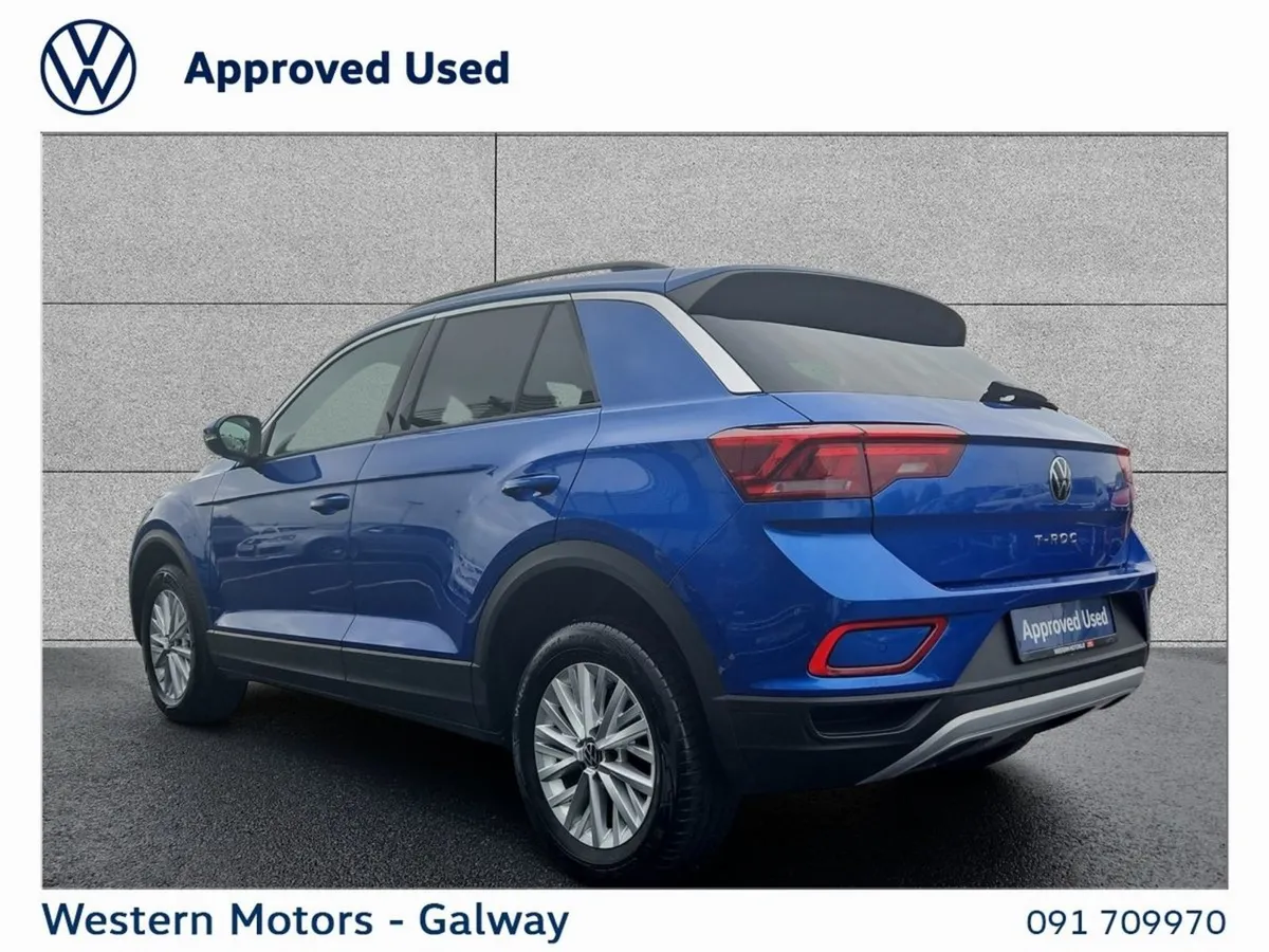 Volkswagen T-Roc 1.0 TSI 110HP  life  Rear Camera - Image 3