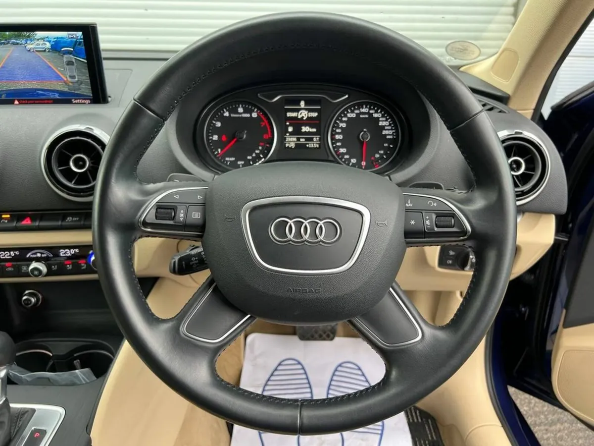 Audi A3 S-LINE PACK 1.4 TFSI AUTO // VERY LOW MILE - Image 4