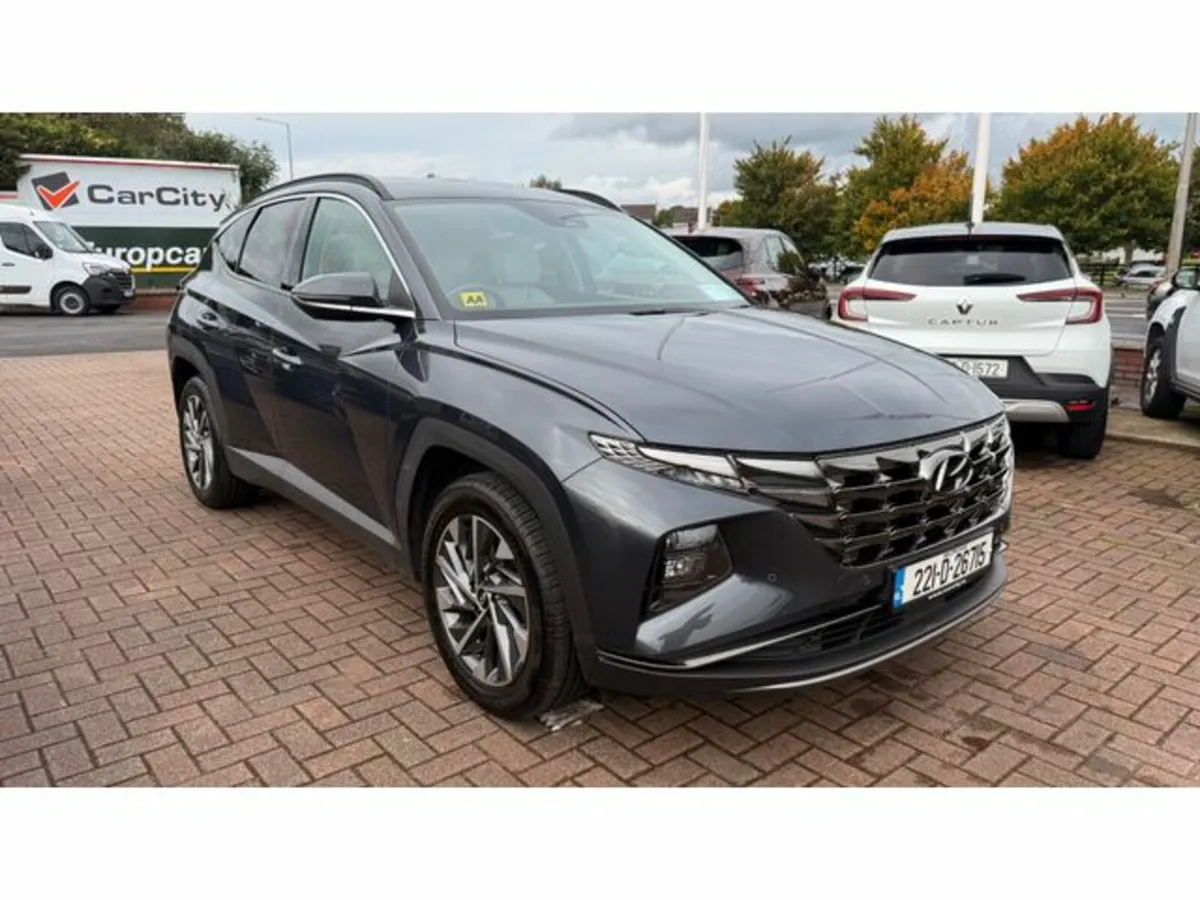 Hyundai Tucson ix35 Executive Plus Diesel 5DR - Image 1