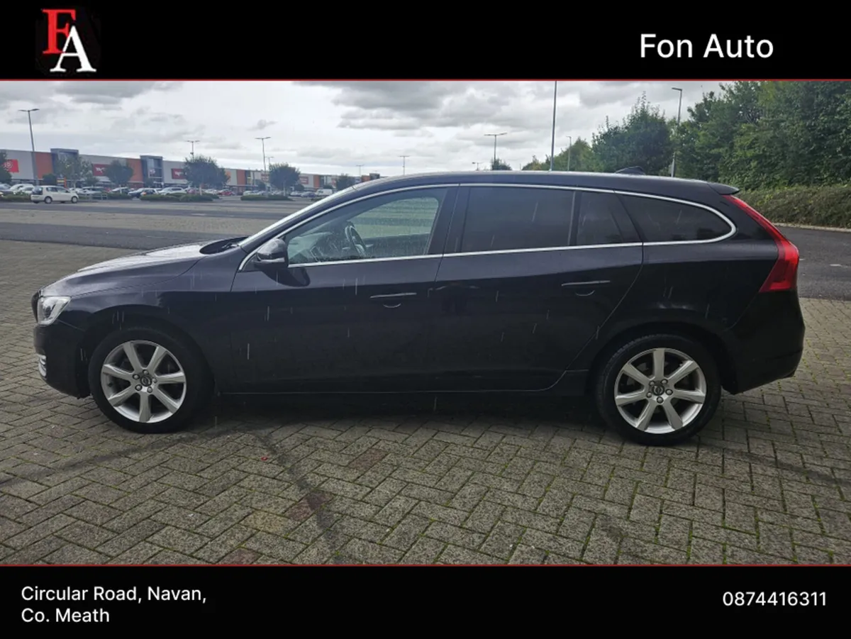 Volvo V60 D4 2.0 DIESEL AUTOMATIC 190BHP  LUXURY M - Image 4