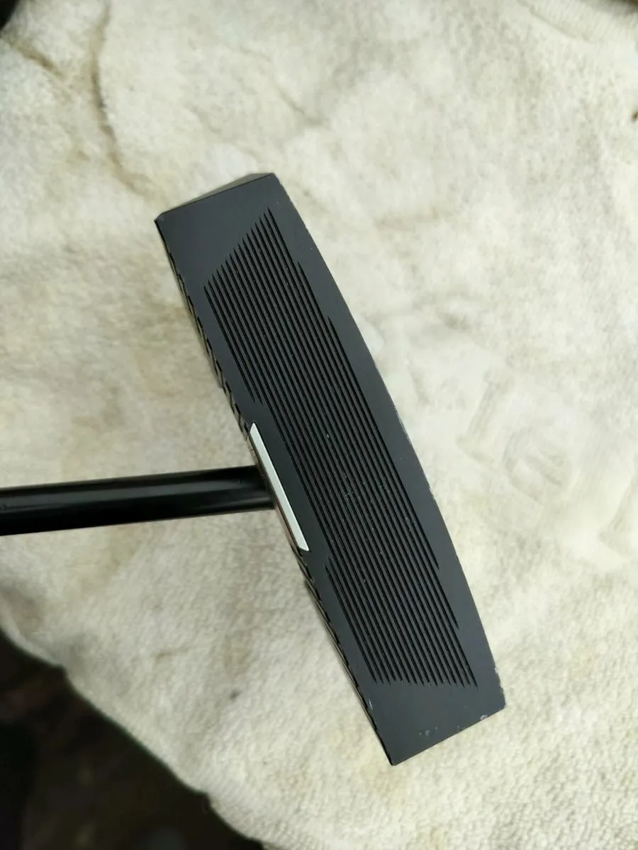 LAB Mezz 1 max putter 34 in - Image 3