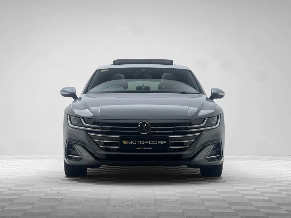 Volkswagen Arteon R LINE 1.4 TSI DSG *PAN ROOF* - Image 2