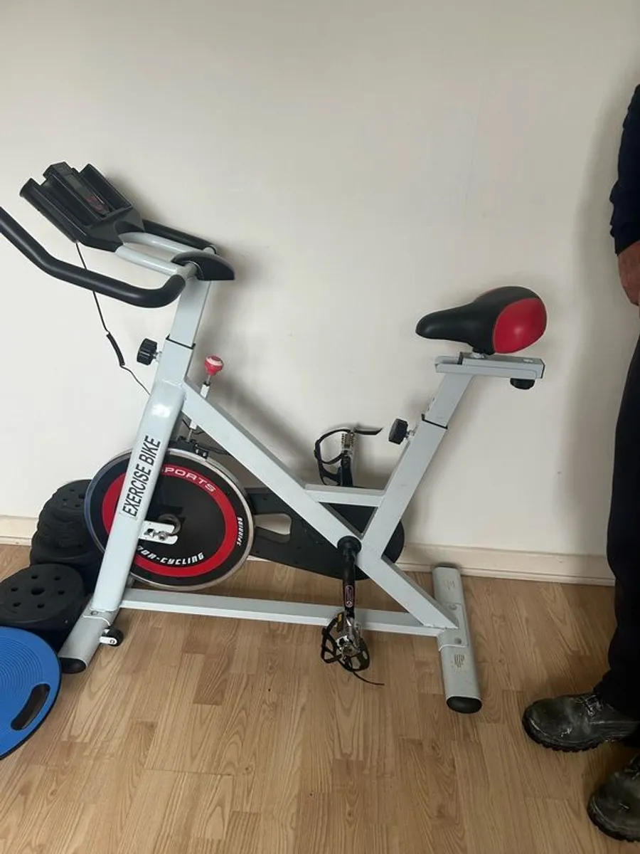 Exercise bike - Image 1