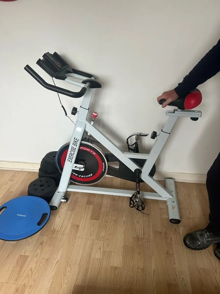 Exercise bike - Image 4