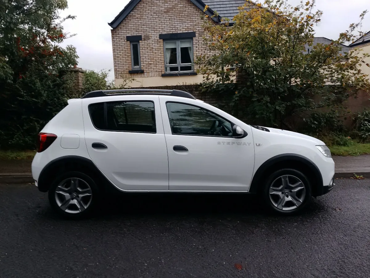 Dacia Sandero Stepway Stepway Alternative BL 4DR - Image 2