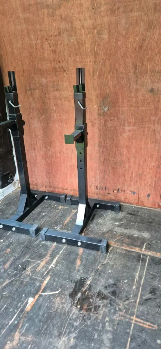 Fully adjustable squat rack stands - Image 1