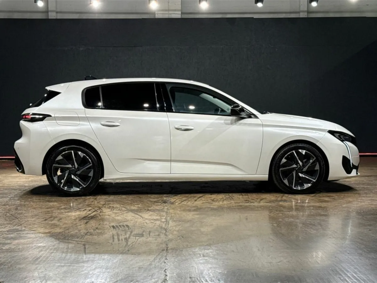 Peugeot 308 Allure 1.2 130 Automatic 4DR A - Image 2