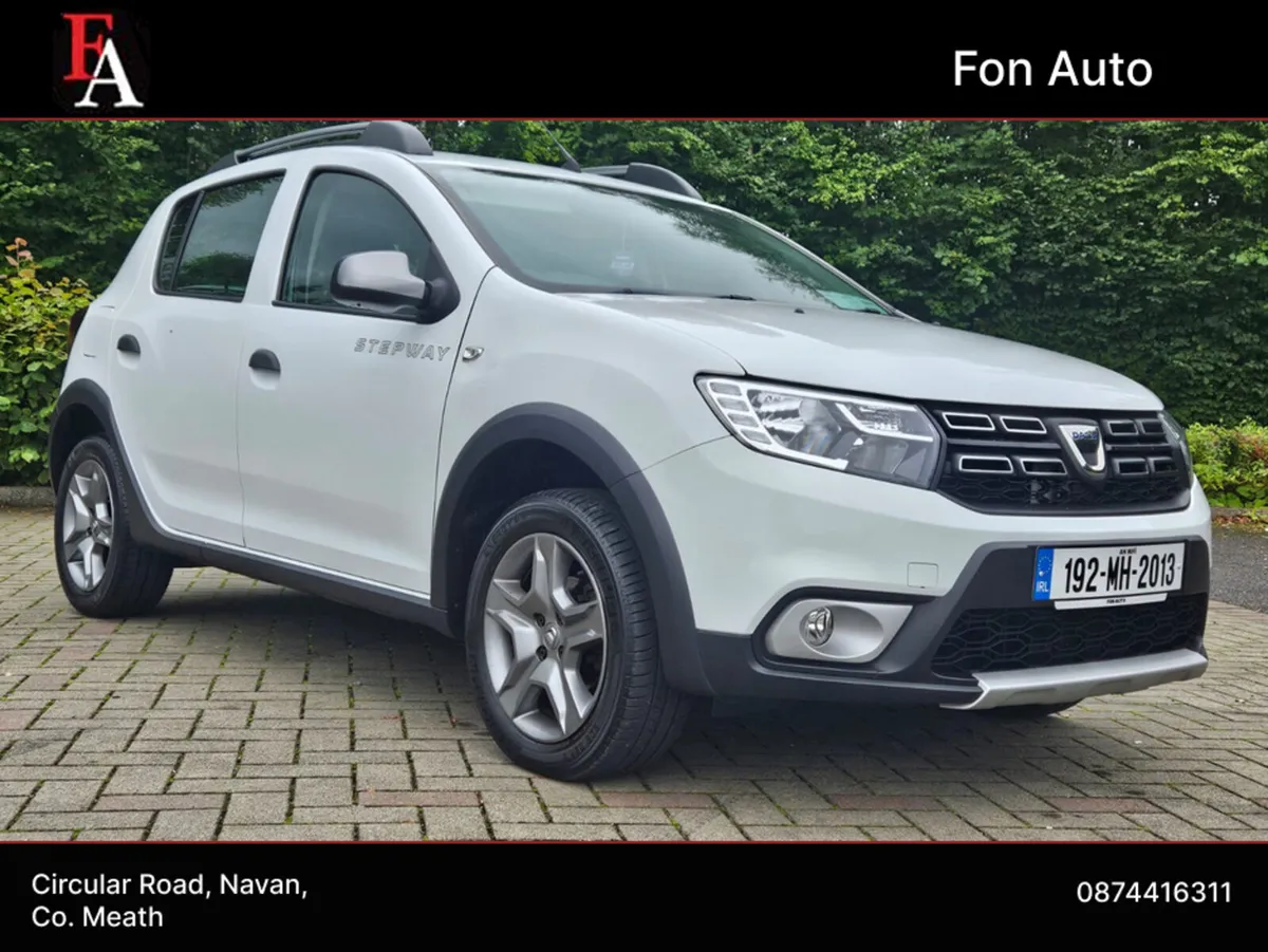 Dacia Sandero Stepway 1.0 PETROL ESSENTIAL  MODEL* - Image 1