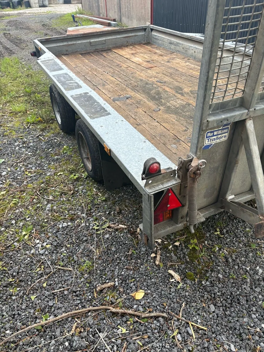 Trailer - Image 4