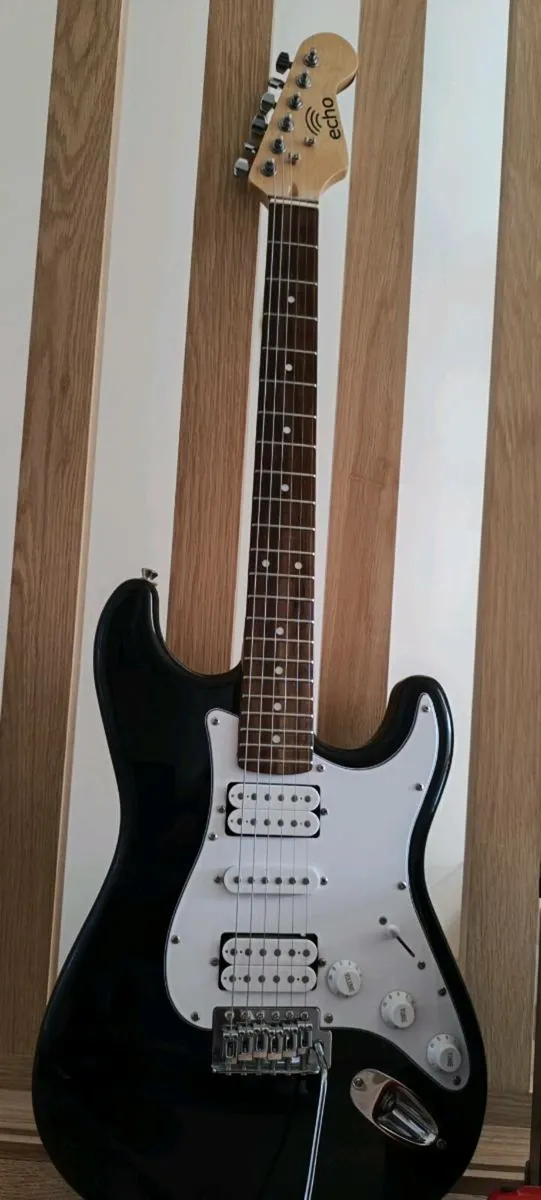 Electric guitar - Image 3