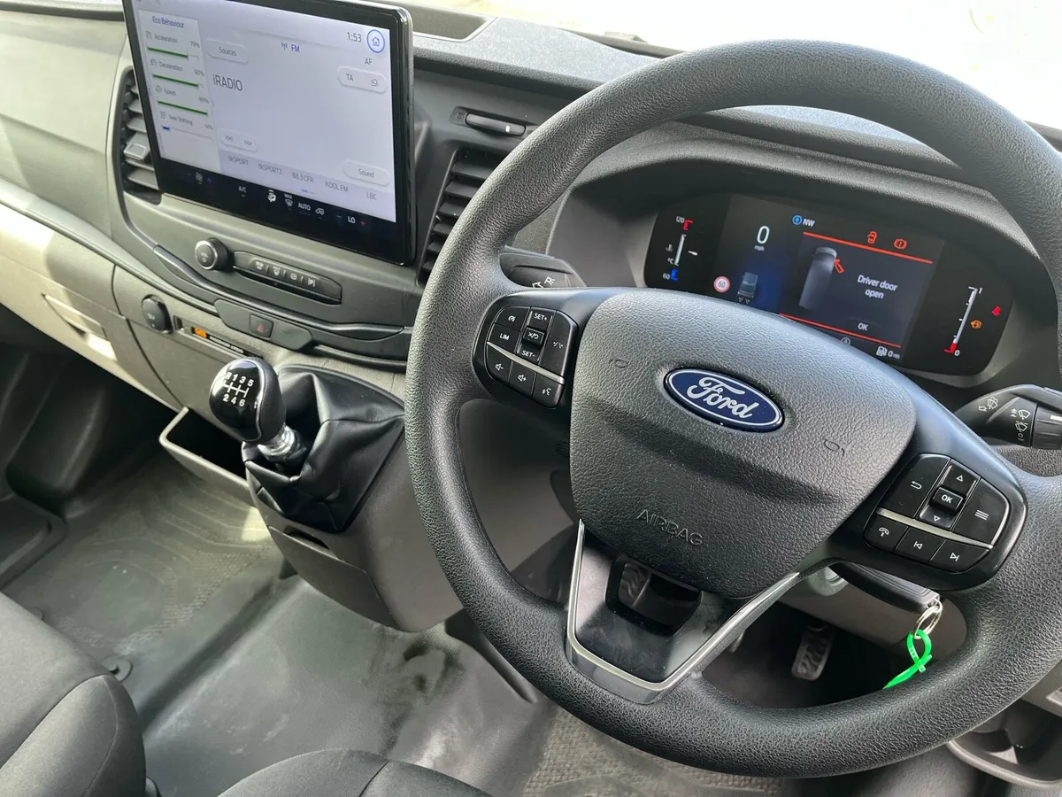 242 Ford Transit 350 Rwd 2024 - Image 4
