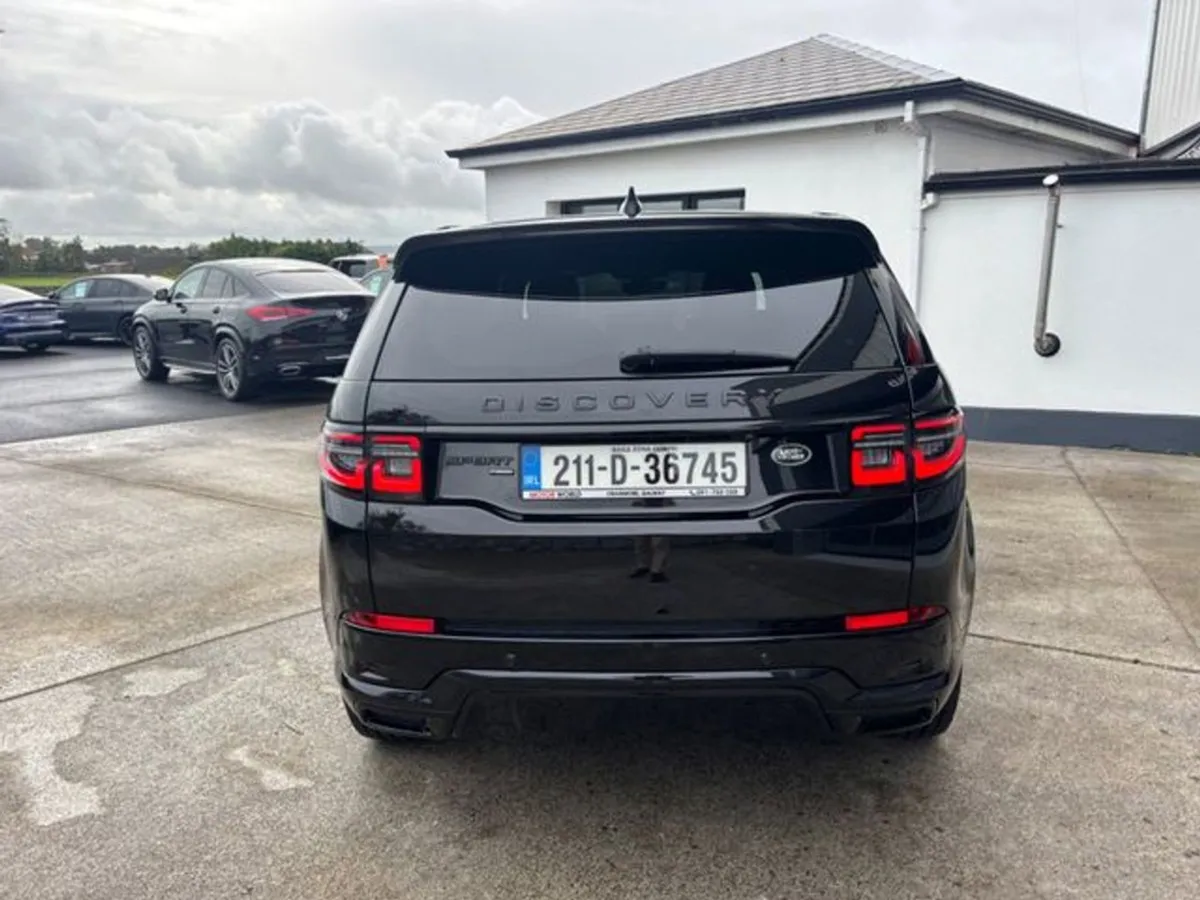 Land Rover Discovery Sport 1.5 Phev R-dyn S P300e - Image 3