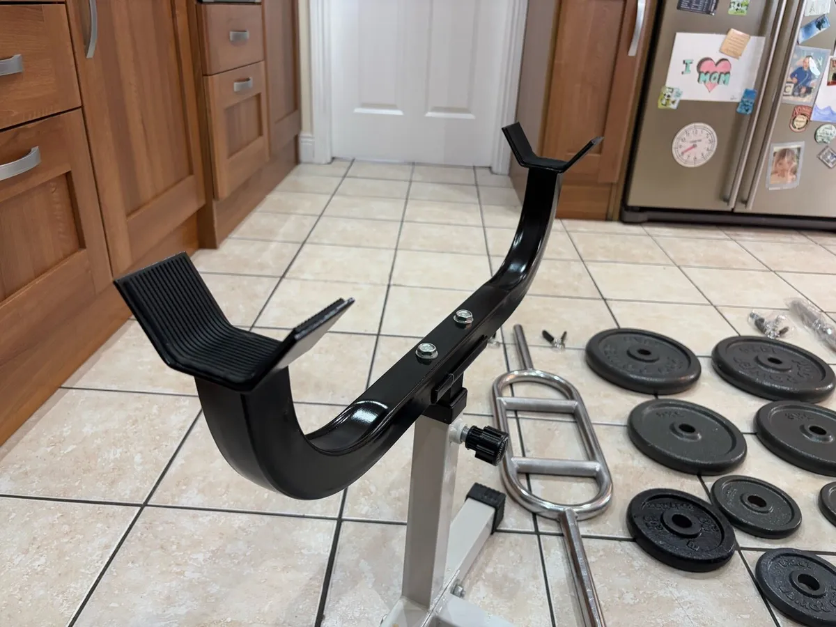 PREACHER WEIGHTLIFTING BICEP BENCH, WEIGHTS, BAR!! - Image 4