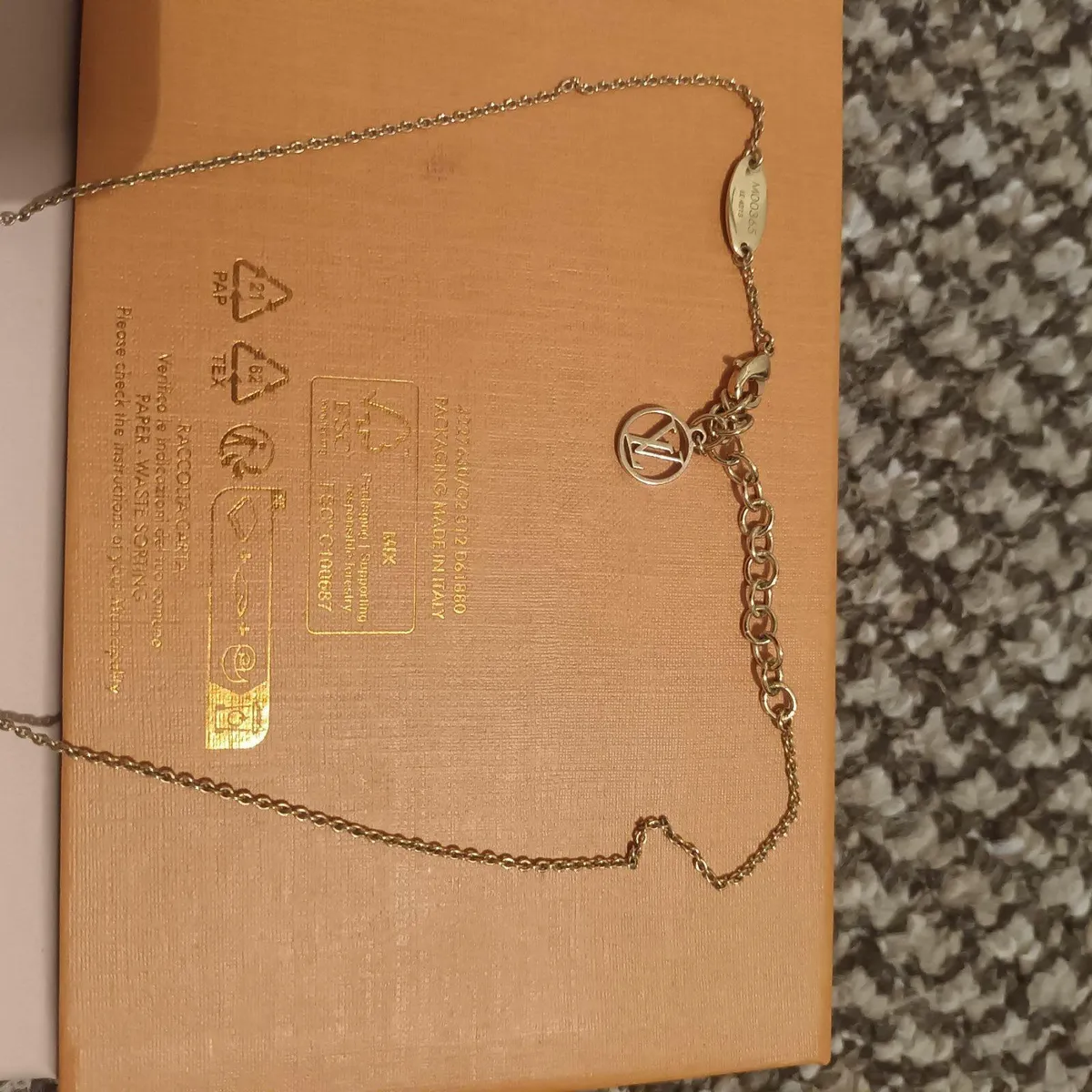 Louis Vuitton Necklace - Image 3