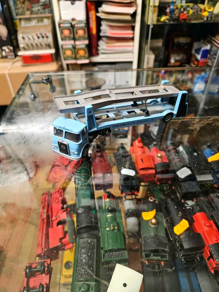 Corgi EFE Car Transporter - Image 3