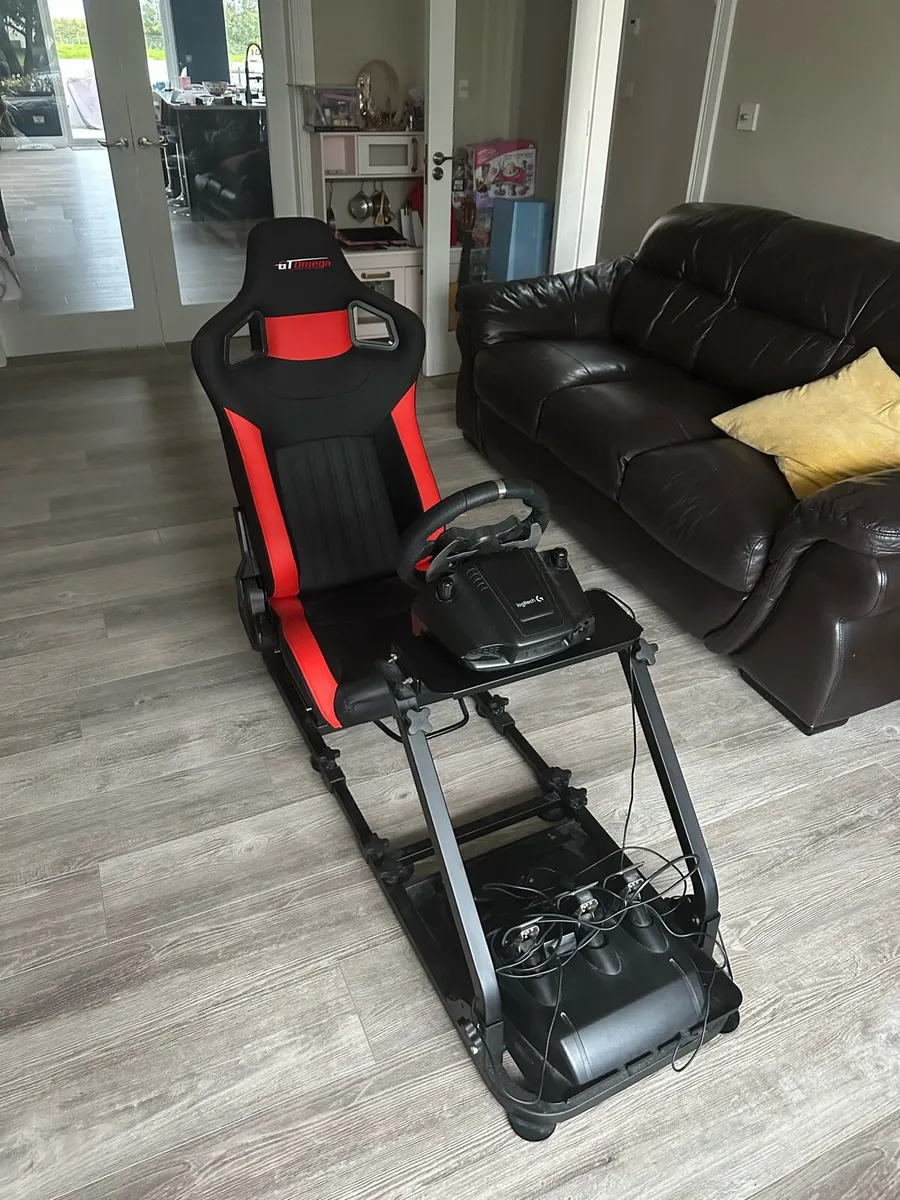 Racing Cockpit with Logitech G920 wheel & pedals - Image 1