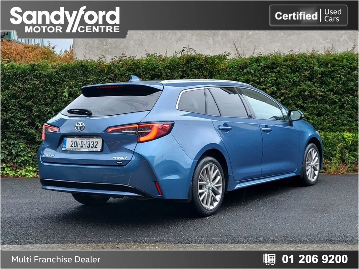 Toyota Corolla 1.8 Hybrid Sol Saloon - Image 4