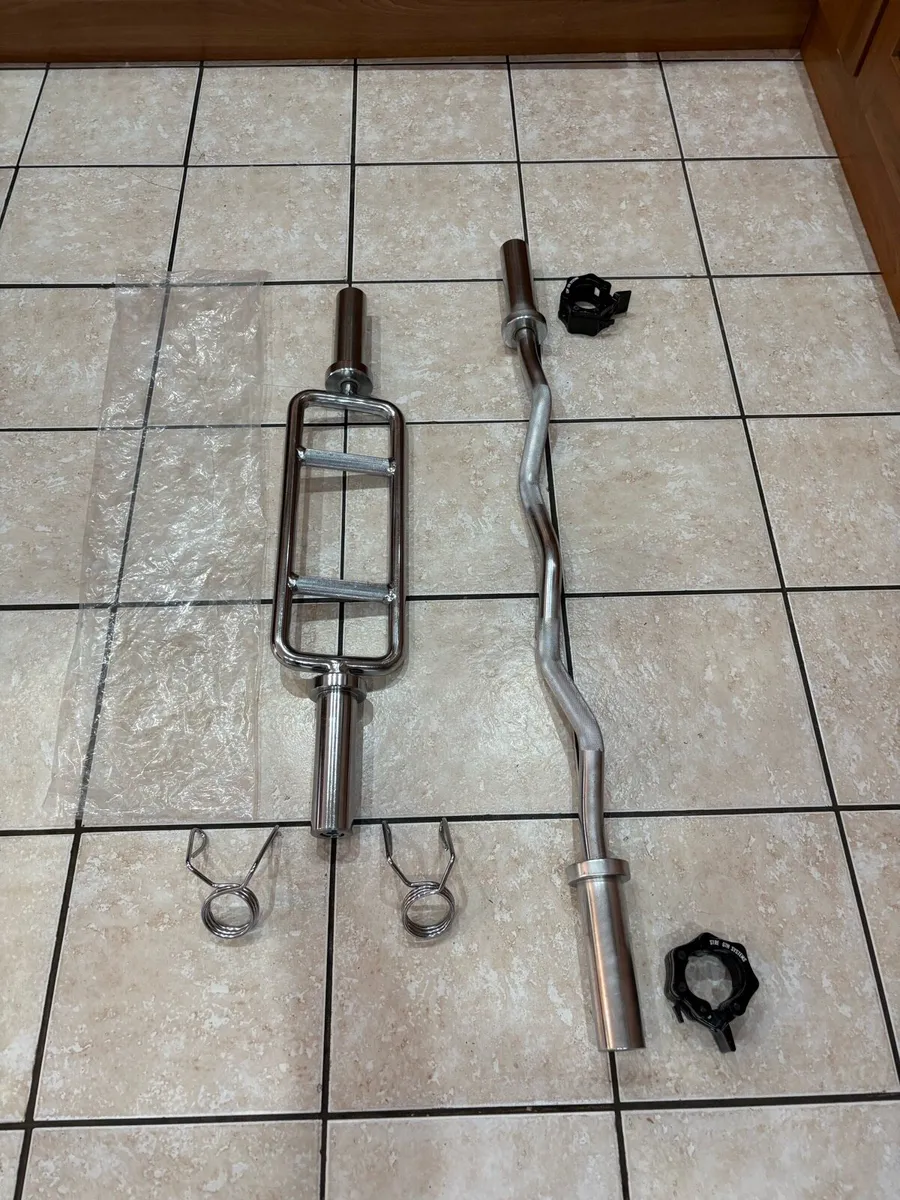 OLYMPIC EZ CURL BAR / OLYMPIC HAMMER TRICEP BAR!! - Image 1