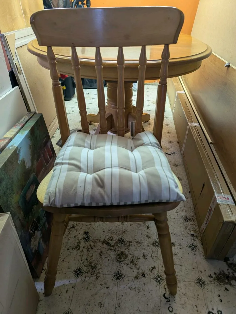 Dining Table and Chairs - Image 4