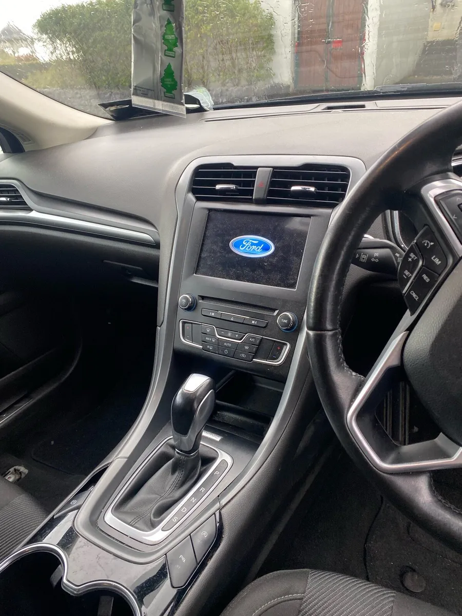 Ford mondeo - Image 1