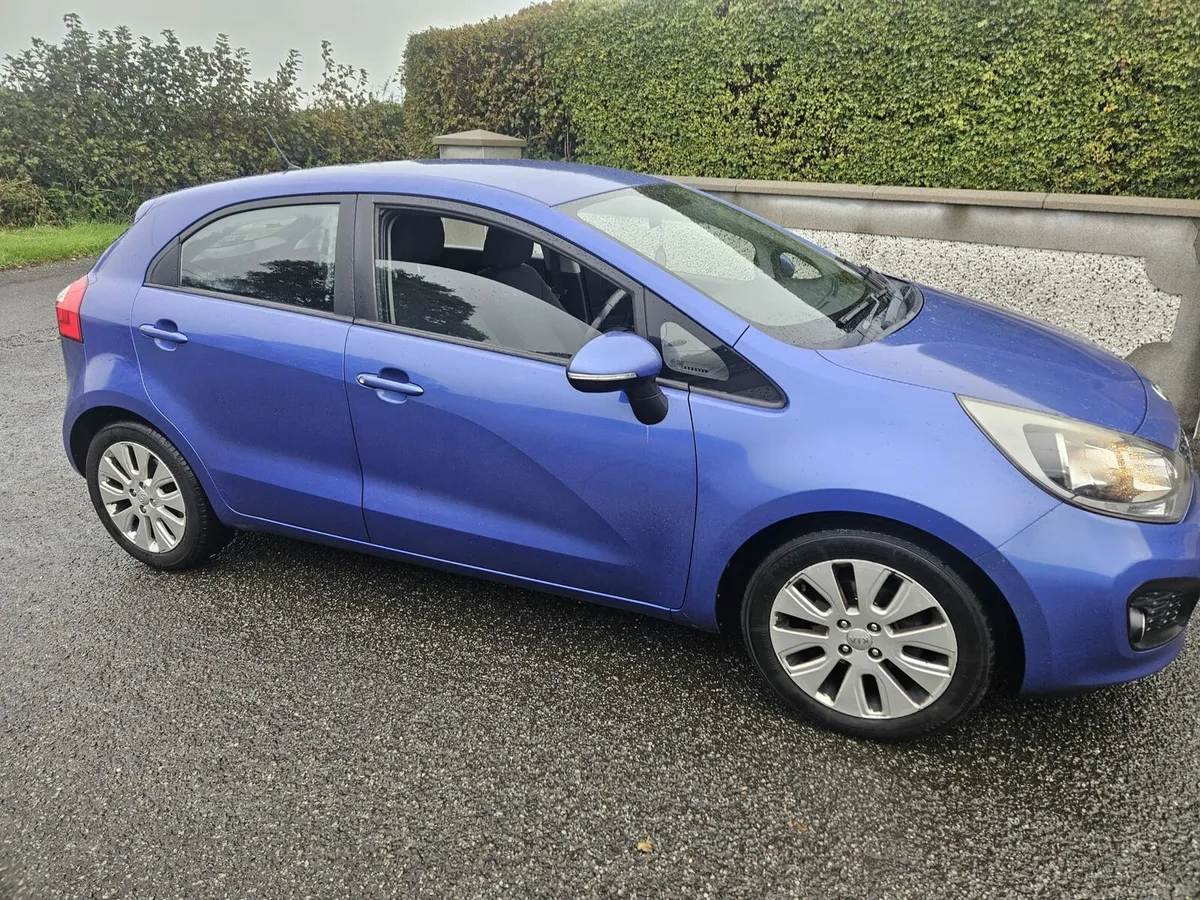 2012 kia rio - Image 1
