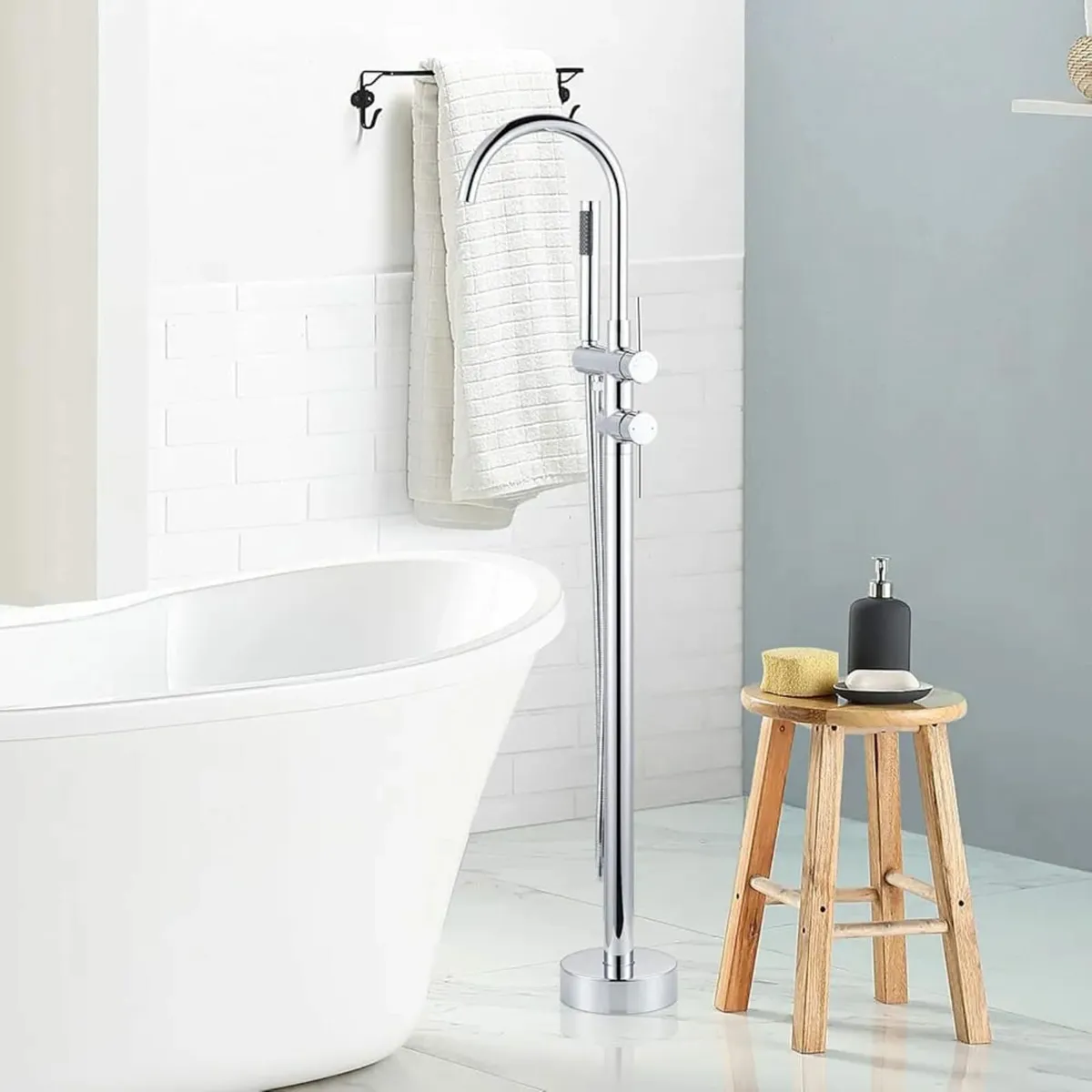 Freestanding Bath Tap, Copper Stainless Steel 360° - Image 1