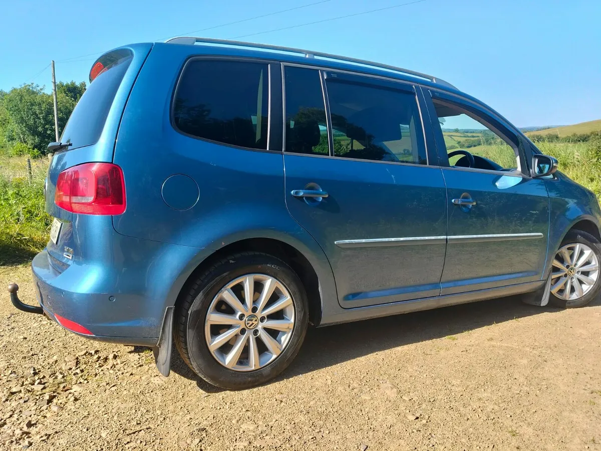 Volkswagen touran - Image 3