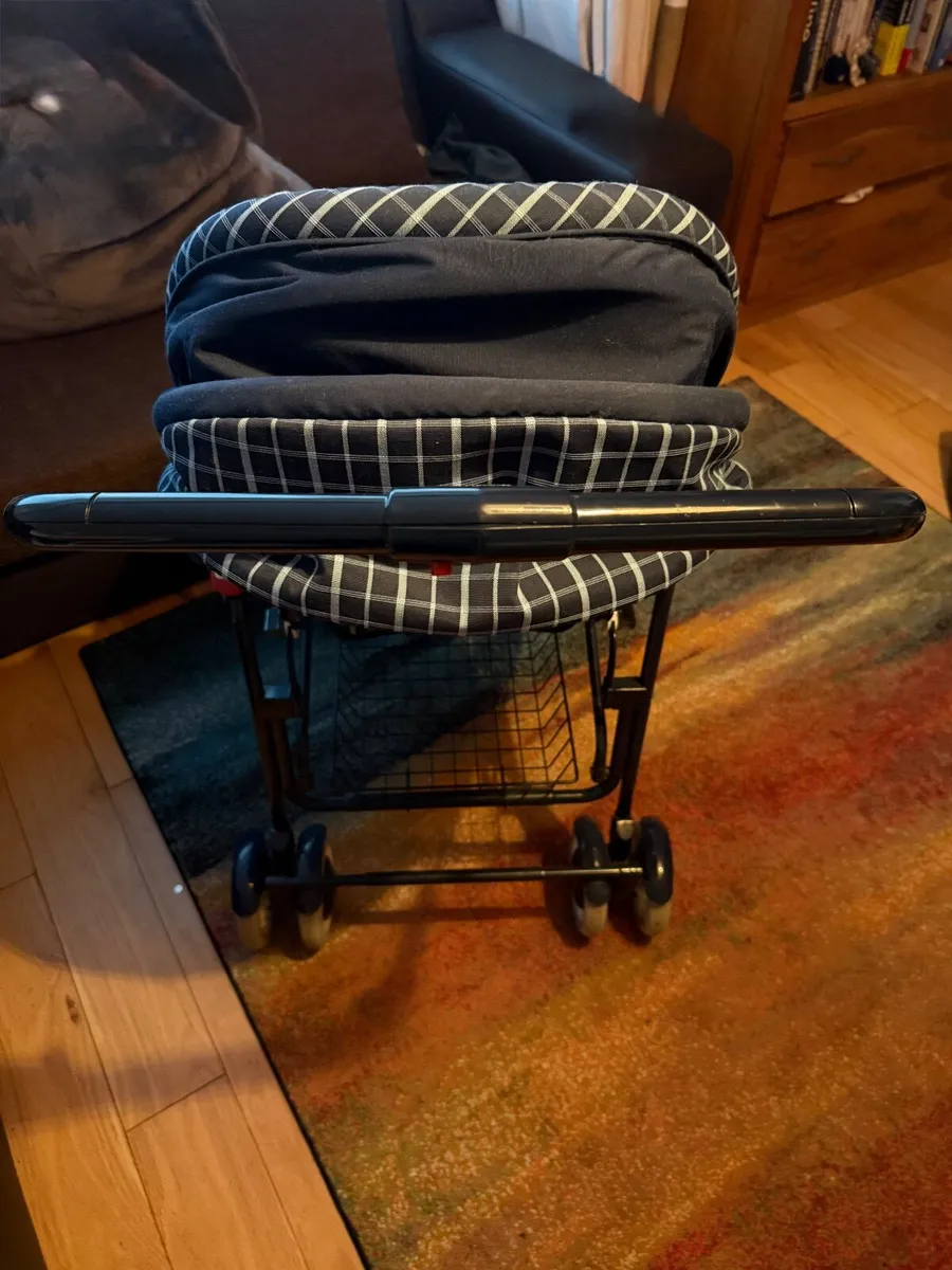 Vintage Mama’s & Papa’s Pram - Image 3