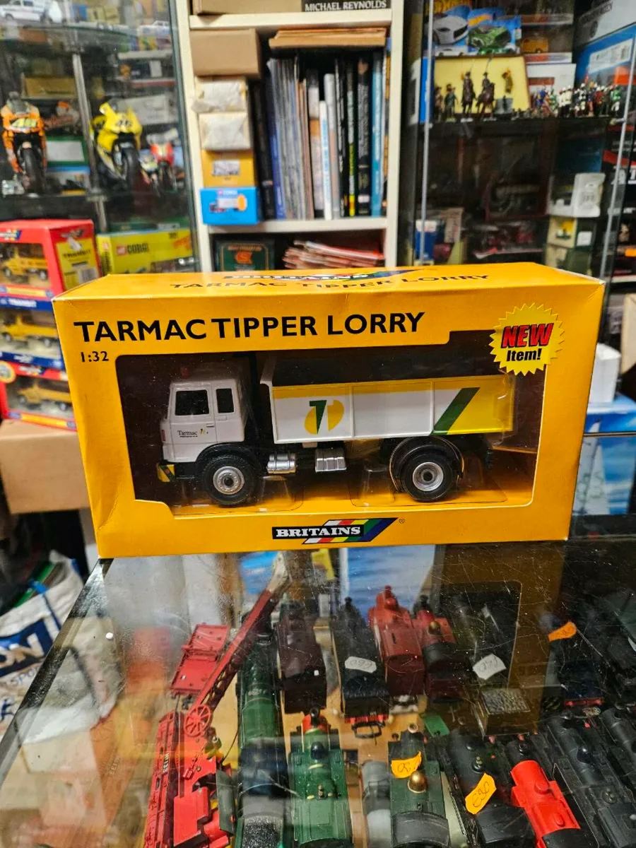 Britain's Tarmac Tipper Truck 1.32 - Image 1