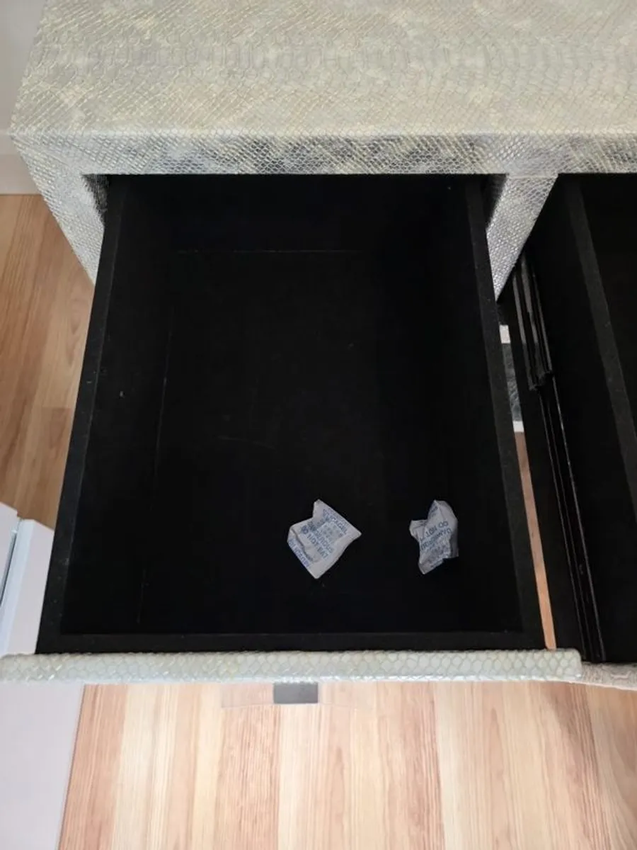 cabinet Tv - Image 4