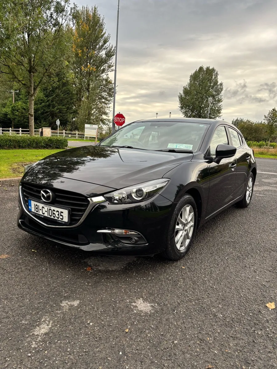 Mazda 3 1.5Petrol Executive hatchback 2018 - Image 3